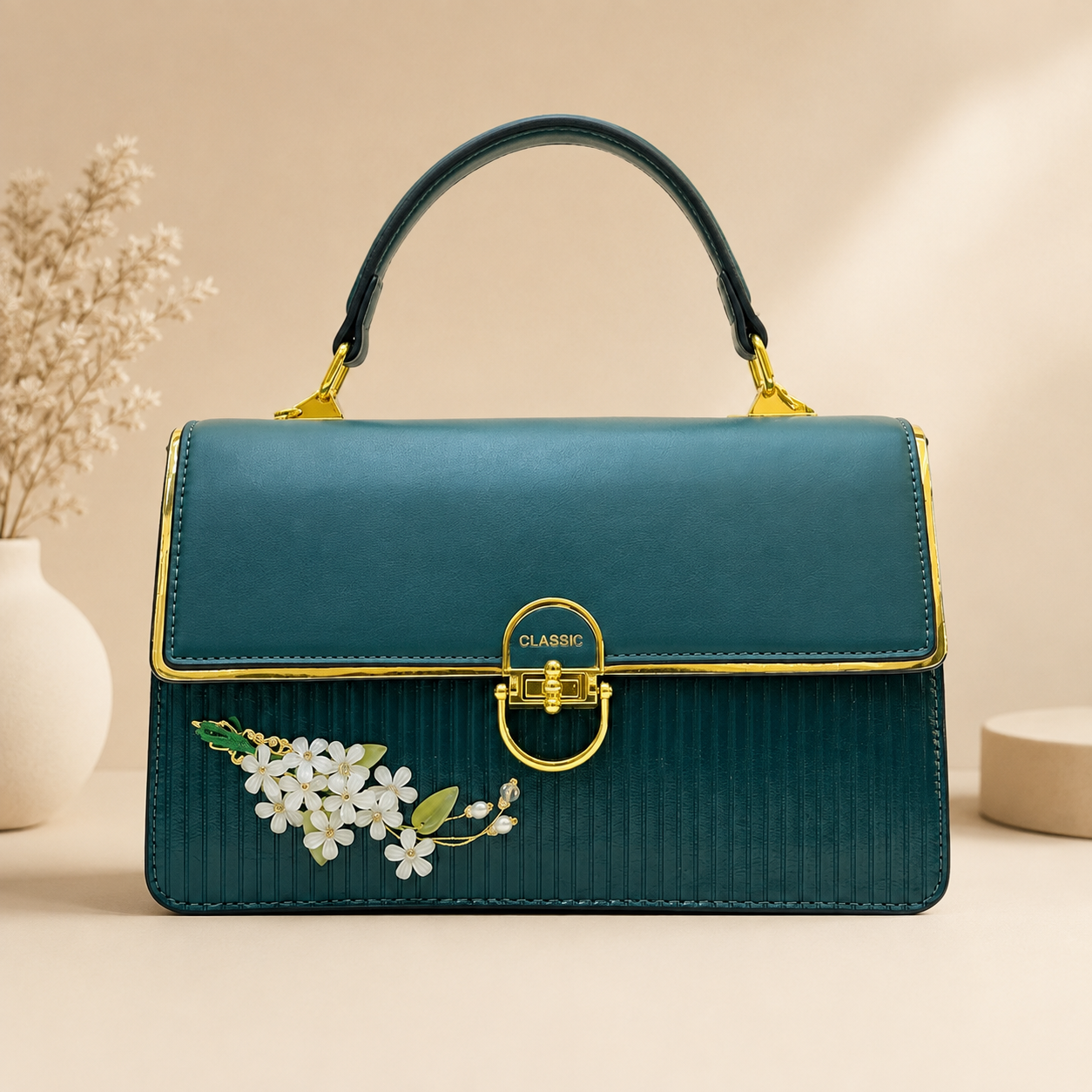 Classic 1 Ladies Handbag alternate view